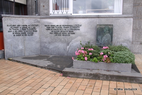 Gedenksteen hospitaal L'Océan en koningin Elisabeth 